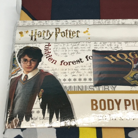 COPY - New! Harry Potter Hogwarts Body Pillow Case Super Soft 20in X 54in - Picture 4 of 5